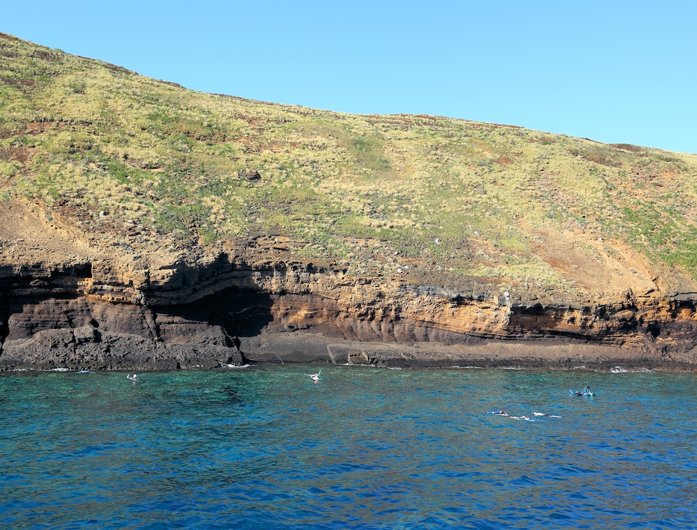 Snorkeling Molokini Stay Safe