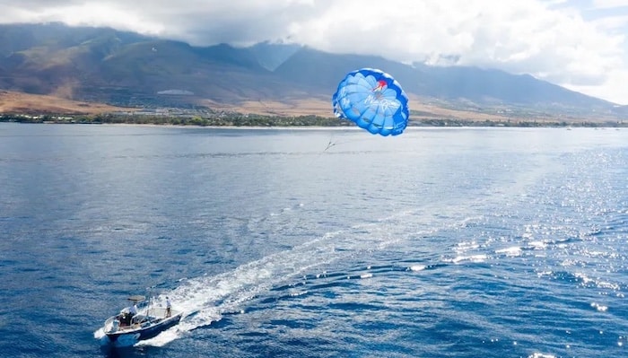 UFO Parasail Kaanapali